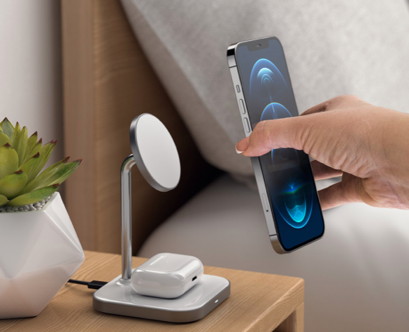 Magnetic 2-in-1 Wireless Charging Stand